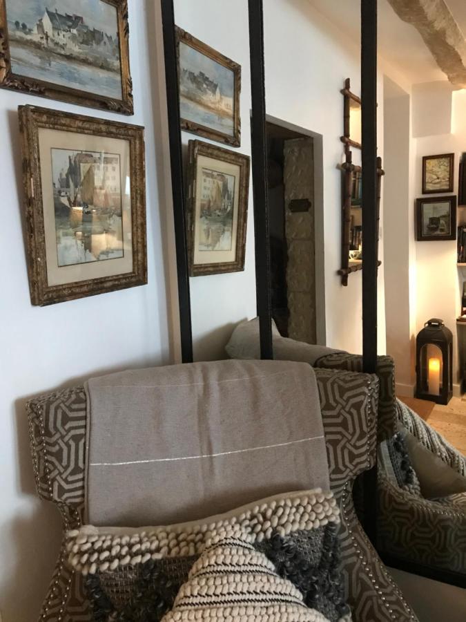 Fontevraud Maison De Ville Bnb Zewnętrze zdjęcie
