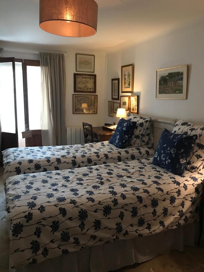 Fontevraud Maison De Ville Bnb Zewnętrze zdjęcie