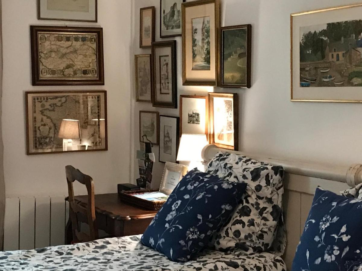 Fontevraud Maison De Ville Bnb Zewnętrze zdjęcie